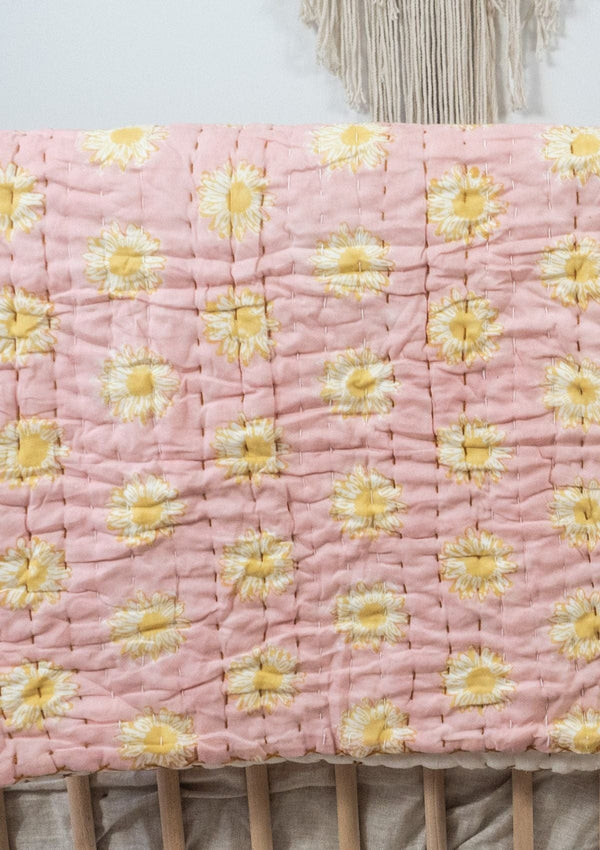 Daisy Pink Cot Quilt - Scar & Ko